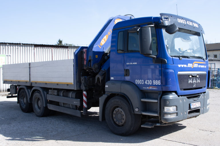 Valník MAN TGS s hydraulickou rukou PM 27