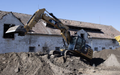 Búracie práce Bratislava: ako sa vyberá metóda demolácie na sídlisku